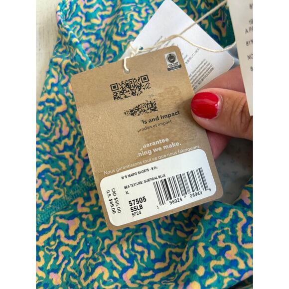 Patagonia Women's Subtidal Blue Sea Texture Maipo 8" Hiking Shorts Size XL - Picture 7 of 7